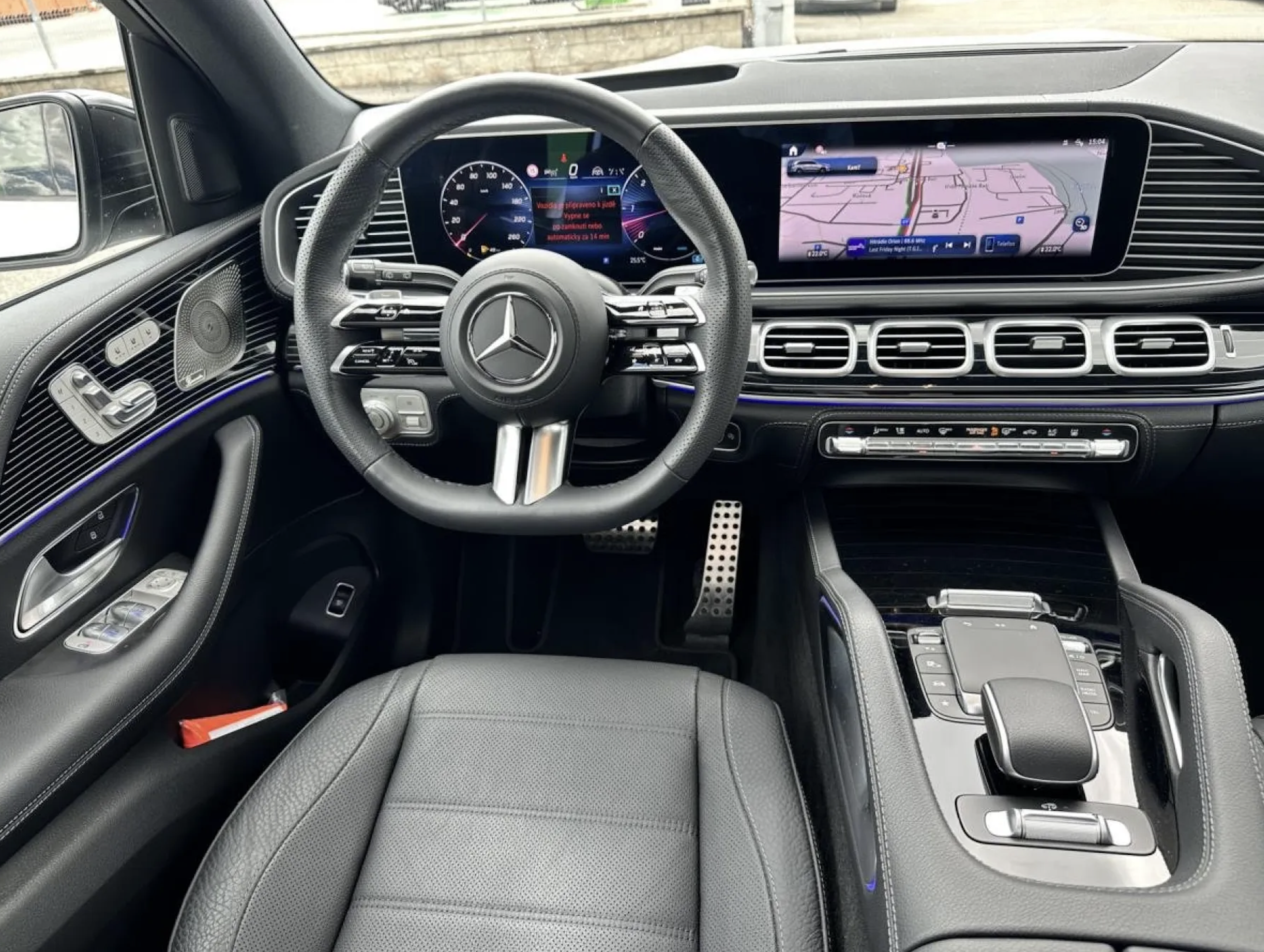 MERCEDES GLS 450d AMG | FACELIFT | SKLADEM | ČESKÉ OJETÉ AUTO | BÍLÁ S ČERNOU KŮŽÍ | MAXIMÁLNÍ VÝBAVA | VIP SLEVA | NÁKUP ONLINE | AUTOiBUY.com